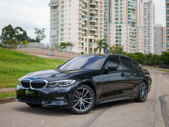 BMW 320i 2.0 16V TURBO GASOLINA SPORT GP AUTOMÁTICO BMW 320i 2.0 16V TURBO GASOLINA SPORT GP AUTOMÁTICO